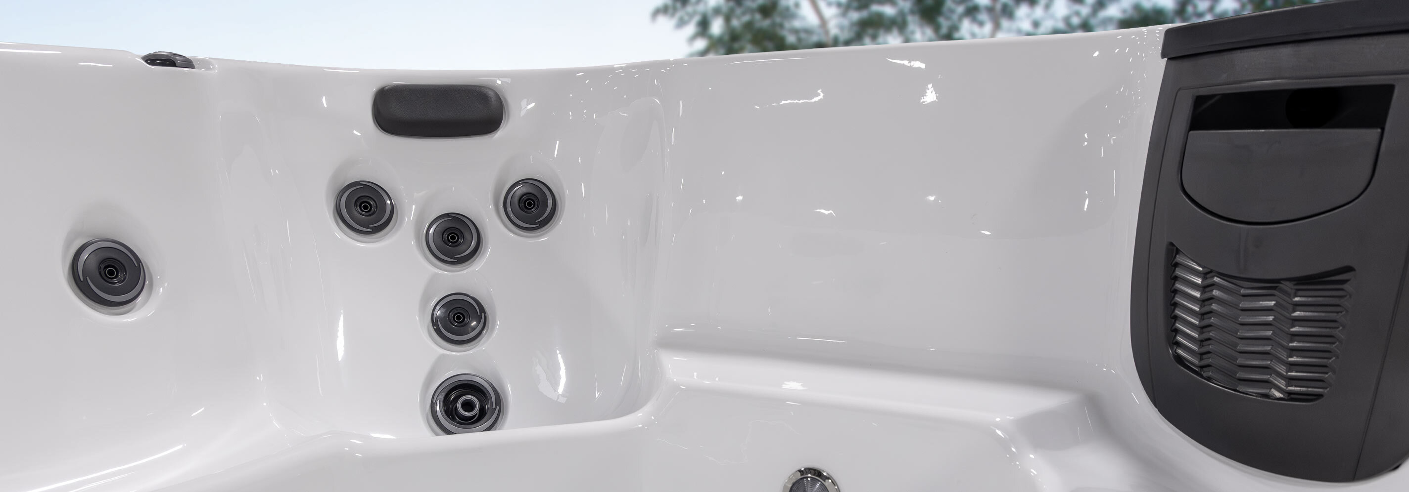 Glamor shot of a LH S7